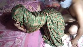 Indian desi village ki bhabhi ki jungle chudai