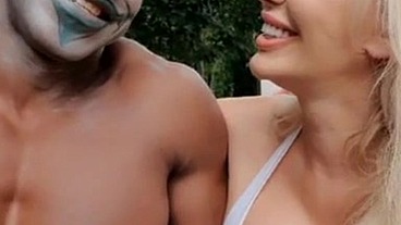 Update #229 (September 11, 2022) Behind the scenes with amber_jaynexx She was searching for me for a while ??