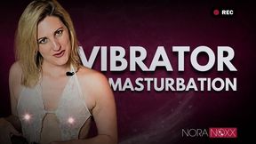 Masturbation mit riesigem Vibrator und in User-Dessous