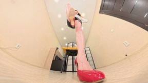 Foxy - red pumps VR 360 8K