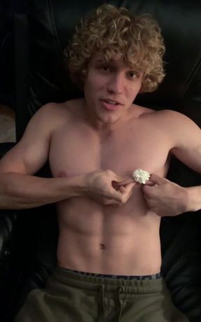 Oh, what a beautiful curly athletic bisexual! (3 short videos)