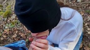 je baise un inconnu dans les bois