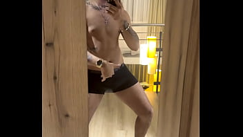 PARTY TIME AND I&rsquo_M ALREADY IN DANCE MODE