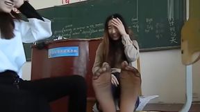 ASIAN PANTYHOSE TICKLE