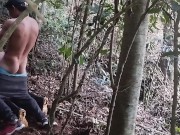 ME ESCAPE DE CASA PARA FOLLARME UN JORNALERO EN EL CAMPO