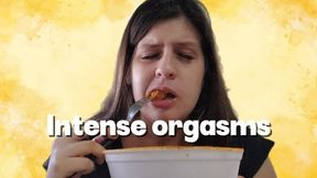 Orgasmic pasta chewing (I came while eating)