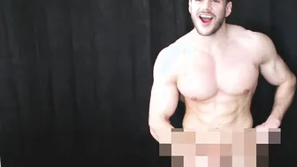 Muscular Amateur Guy Strips and Jerks Off in Solo Show
