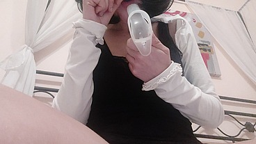 medical speculum: look at the cervix closely