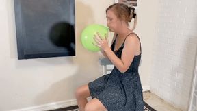 Amanda Bryant Blows up balloons HIDEF MOV