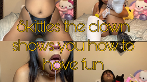 Skittles the clown shows you how to have fun