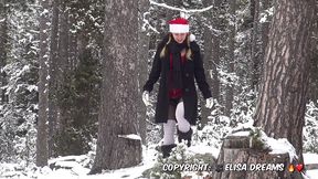 pour ce jour voici une video d exhibition a la neige... vetue de ...