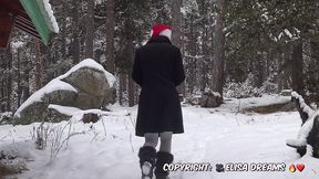 pour ce jour voici une video d exhibition a la neige... vetue de ...