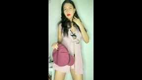 carmen spicy 21 yr old latina shares sfw social media clips
