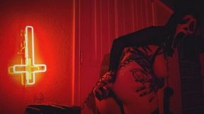Ghostface Calls Sexchat: Squirts & Anal Masturbation