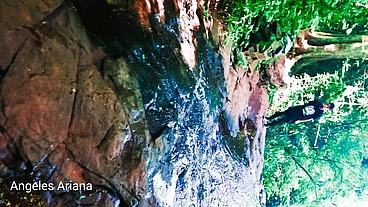 Sexo al aire libre.Historia real!.Sexo arriesgado.Haciendo trekking en Salto Mariposa, Pto.Iguazú Misiones, me encuentro con un misionero.Le pedí un favor anal.