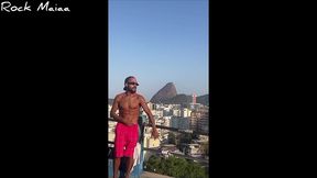 exibicionismo em publico com a crente do cu quente. essa piranha me viu crescer.