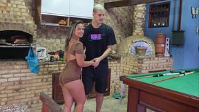 fiquei sozinho em casa com a esposa do meu amigo corno e olha no que deu - COMPLETO NO RED E SHEER