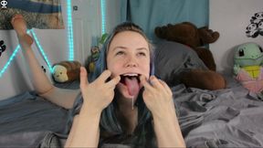 Ahegeo Mouth and Ass Spreading!