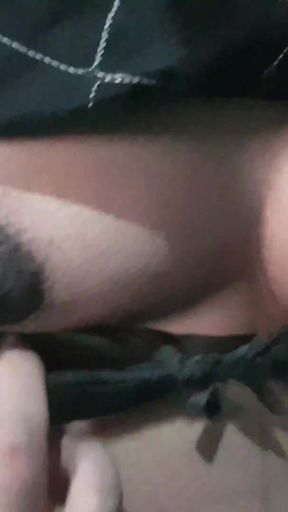 Aunty ne muth mari mast aunty gand   Clip 1