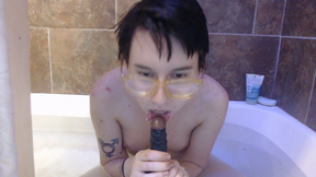 Gay Bathtub Blowjob