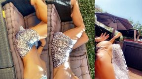 comme promis je me suis mis toute nue sur ma terrasse... c’est tellement plus...