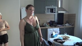 A discreet sexy boy accepts to fuck a slut twink