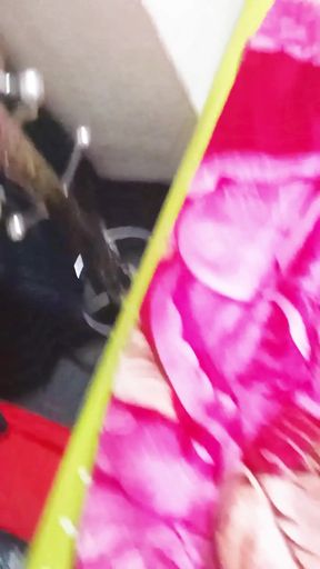 Indian Desi Newly Married Girl Want to Hardcore Fuck,Desi Bhabhi ne apne husband ko chodne ke liye majboor kiya.   Clip 1