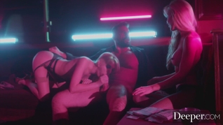 Deeper. Kayden and Kenna Fuck VIP in Strip Club Booth