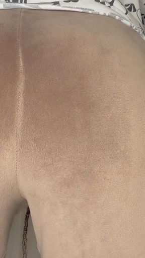 Fluffy Fart Fail: When Pants Can't Handle the Stink