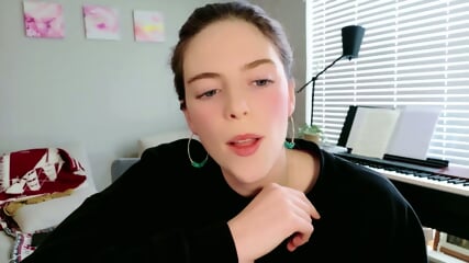 Fucking her with a frozen lasagna until she cums in Bolognese sauce