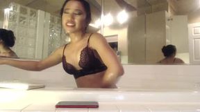 Cloudine Amethyst Private Show