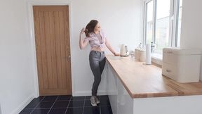 wow this is a super hot video!