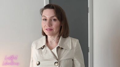 I accidentally booked my Stepmom, why didn't she leave? Her mature hairy MILF pussy was soaking at the thought of fucking me - Amateur homemade