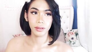 Foxy Deubleur xx shows off her small tits & tranny skills in a hot webcam show