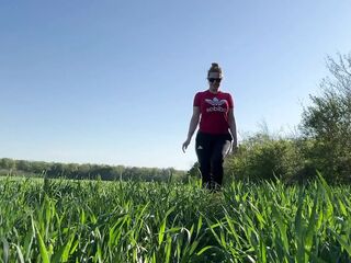 Outdoor Squirt In nature's garb