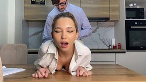 Blonde realtor Lil Karina allows client to fuck her on the table