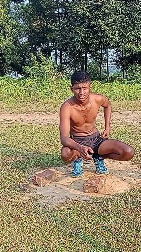 Six Pack Banao or Apna Land Vi Majbut Karo Six Hai Too Land Majbut Hai