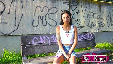 Colombian sex freak casting in Spain. Breiny Zoe fucks a big cock on FAKings