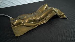 Golden vacuum bondage attempt to break free latex holds and does not let go
