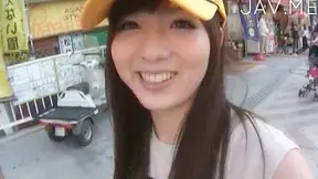 Tímida Amateur Enloquece al Macho con Sexo Oral en Coche