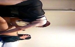 Otra vez mamando pija