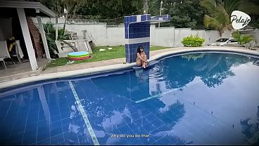 The stepmother caught her stepdaughter playing with a dildo in the pool and masturbated her until she squirts.