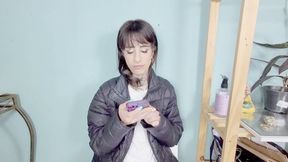 Smelling the real estate agent's farts - By Ariel and Babe - CLIP 1