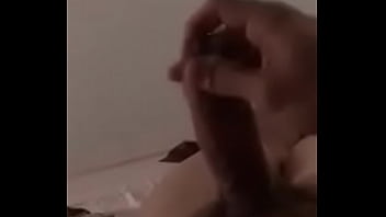 Punheta para minha esposa puta