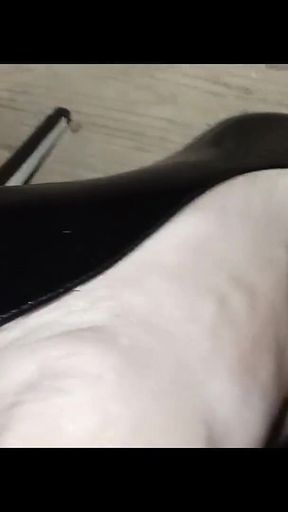 Gorgeous High Heels Mistress