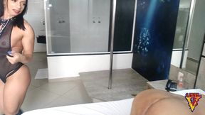 fui foder a gostosona do xvideos e acabei dando o cu pra ela