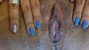 novinha adora um sado e aproveita pra goza gostoso