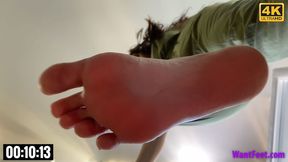 Aubrey Barefoot Stomping - 4K MP4