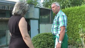 Hot cumshot on mature tits in the garden