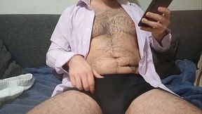 Ejecutivo bancario le envia video a sus clientes